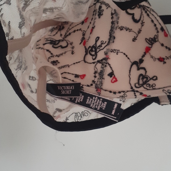 NWOT VS embroidered long line bra - Picture 11 of 11